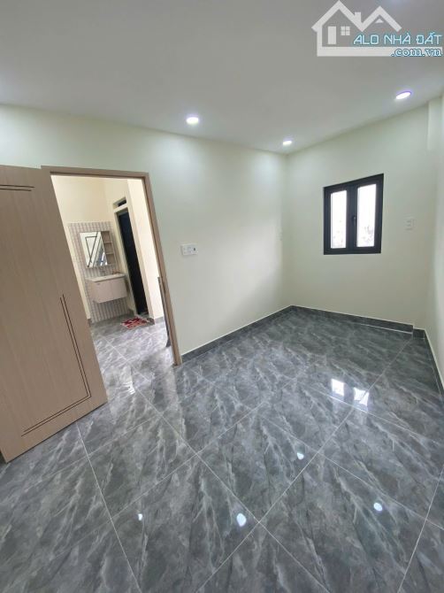 NHÀ 2 LẦU HẺM THÔNG 5M ĐƯỜNG BÀ HOM Q.6 (4.6x9m 3 PHÒNG) - 2