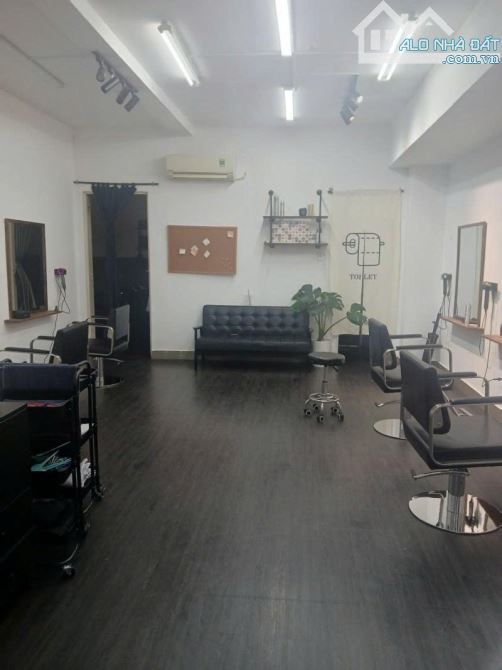 Bán nhàTòa nhà Hẻm 6m Lý Thường Kiệt, ngay Bắc Hải, 8x27m, 6 Tầng, 43 PN, 38 tỷ. - 2