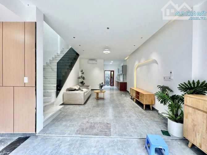 NHỈNH 4 TỶ-1/ Ngắn Dương Thị Mười Ngay Chợ Hạt Điều-Ngang 5m Bề Thế Nở Hậu Tài Lộc-2 Tầng - 2
