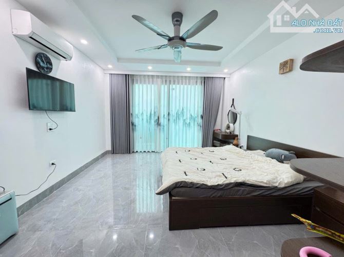 Đại hạ giá, cần bay siêu phẩm Phạm Văn Đồng 60m2 MT 7m ngõ ô tô gần phố kinh doanh - 2