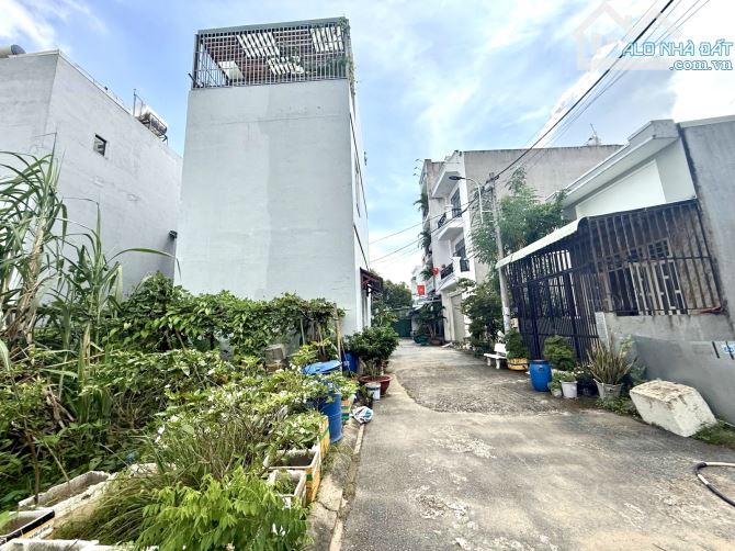 🟢 HẺM XE HƠI, HẺM 496 LÃ XUÂN OAI, 103m2 ĐẤT, SỔ HỒNG RIÊNG XD TỰ DO, 5 tỷ (còn bớt). - 2