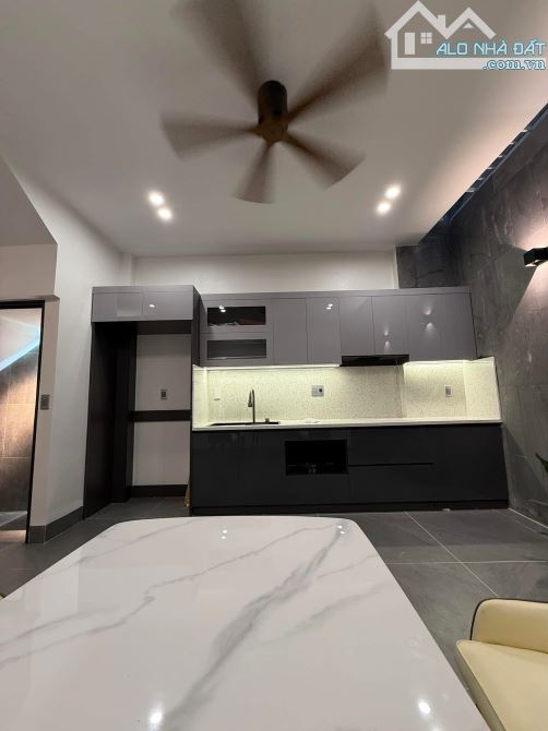 Phong cách mới 100% ! 🏡🏡🏡 Cần bán Nhà 3 tầng xây mới ngõ đường Giải Phóng - Nan Định: - 2