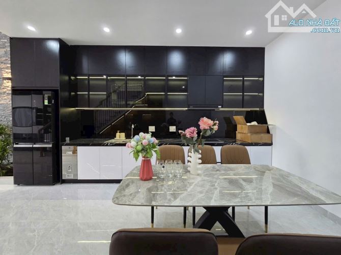 Bán Nhà đẹp 3 tầng 7.9 tỷ Thanh Lương 9 - Nam Nguyễn Tri Phương - Hoà Xuân - 2