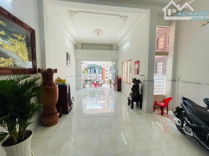 MẶT TIỀN  - KHU VIP TÂN PHÚ - NGAY LUỸ BÁN BÍCH- THOẠI NGỌC HẦU - GIÁP TÂN BÌNH - 5 X27 - 2