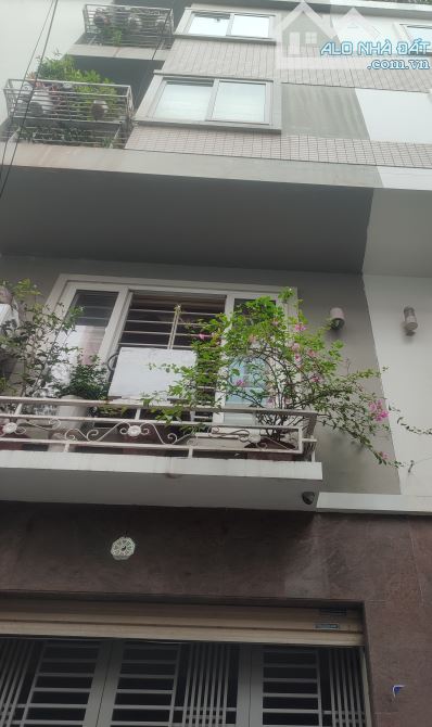 NHÀ ĐẸP LÕI BỒ ĐỀ LONG BIÊN GẦN 50M2 x 5TẦNG, Mt 4M, 4Pn - ĐƯỜNG ÔTÔ CHẠY VÙ VÙ -VÈO VÀO N - 2