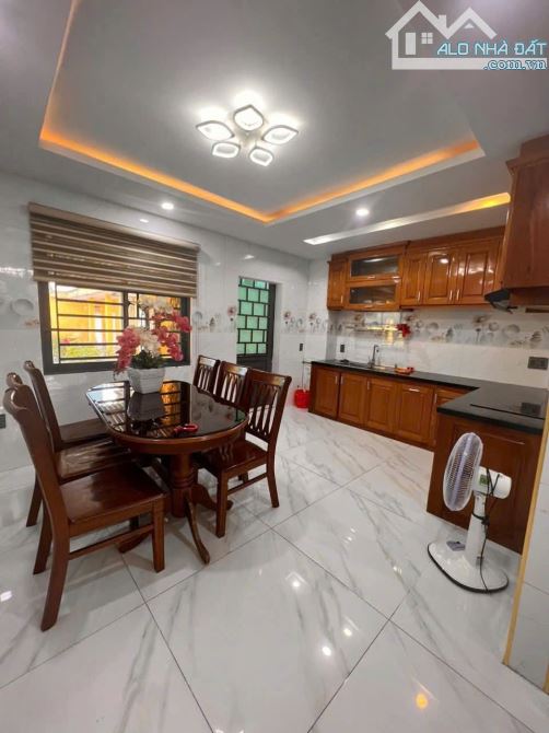 📌📌📌LÀM VIỆC TRỰC TIẾP GIÁ TỐT !!! bán nhà 5 tầng mặt tiền thanh huy 1 - 2