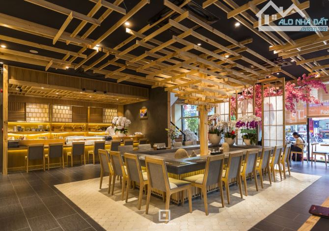 Bán nhà mặt hồ Nguyễn Đình Thi - Tây Hồ, DT 251m2, MT 11m, khẳng định đẳng cấp chủ sở hữu - 2