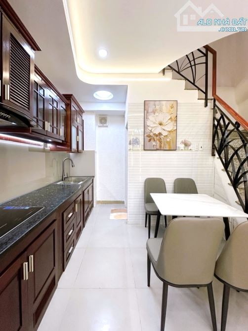 🏡💥VÀO Ở NGAY💥GẦN NGUYỄN VĂN TRỖI💥PHÚ NHUẬN💥3 TẦNG BTCT💥35M2(NGANG 4.5m)💥CHỈ 5.x TỶ - 2