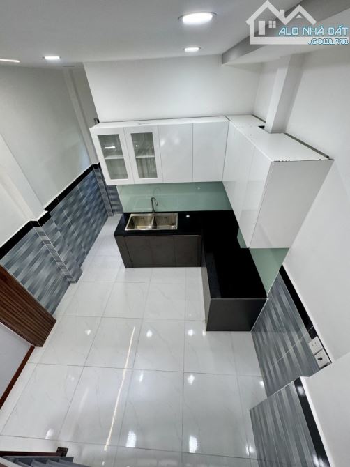 💥  Bán nhà 2 tầng Nguyễn Duy Cung, DT 3x10m- Giá nhỉnh 3 tỷ - 2