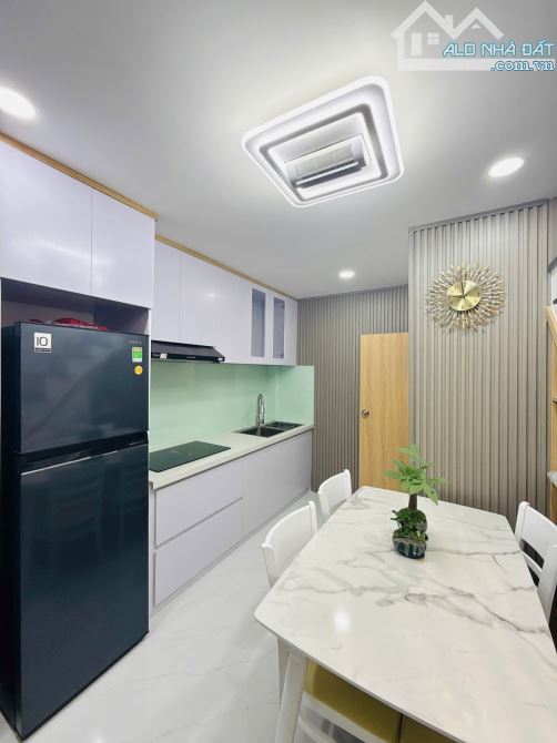 TRUNG TÂM - QUẬN 3 - Hẻm 3m sạch đẹp Lê Văn Sỹ - 4.68 Tỷ - 3 Tầng - ngang 3,5m dài 5m - 2