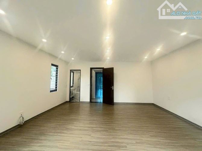 HOT. BÁN NHÀ VŨ XUÂN THIỀU SÀI ĐỒNG, LÔ GÓC, Ô TÔ TRÁNH, GA RA Ô TÔ, THANG MÁY, GIÁ TỐT - 2