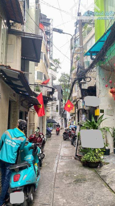 Nhà Bùi Thị Xuân Q1 - Hẻm kinh doanh - 1 trệt 2 lầu - Diện tích 15m2 - 1