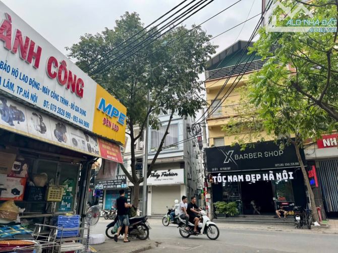 Dòng tiền 130tr/ tháng - Trâu quỳ 6 tầng thang máy 220m2 mt 9m 2x tỷ - 2