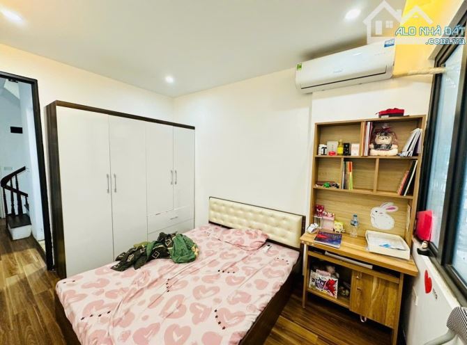 bán nhà 445 Nguyễn Khang, ngõ thông kinh doanh, gần phố, tiện ích đỉnh cao, dân xây - 2