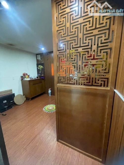 Bán nhà Tư Đình,Long Biên 3 tầng,54m,mt3.8m oto đỗ gần nhỉnh 7 tỷ - 2