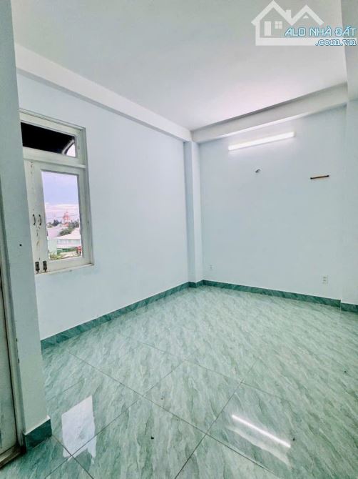 NHÀ 3 LẦU – ĐƯỜNG Ô TÔ TX52, Q.12 – 75M² (5x15) – GIÁ CHỈ 4.4 TỶ CHỐT - 8