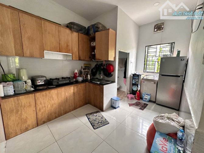 Rất Cần Tiền Bán Nhà 4.5x13,An Phú Đông,Giá 2.4 Tỷ,Sổ Riêng - 3