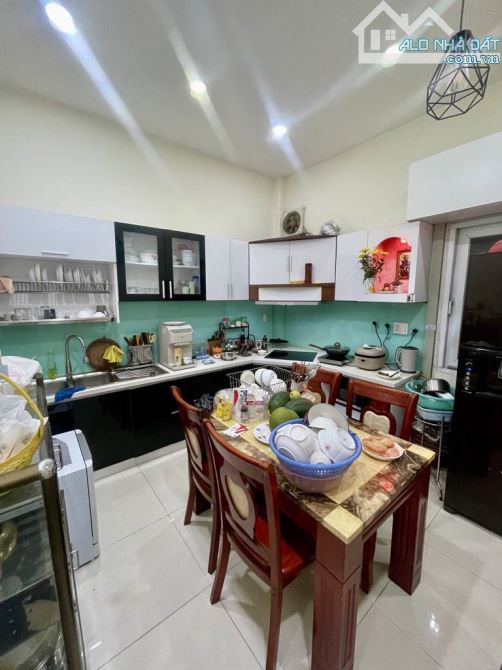 Bán nhà Gần Emart Phan Huy Ích, Gò Vấp, 60m2, 2 tầng , Giá 4,8tỷ - 3