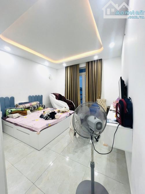 Bán nhà đường Gò Ô Môi liền kề Phú Mỹ Hưng rộng và thoáng kdc văn minh. - 3