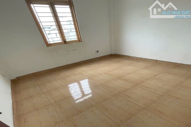 Bán nhà hẻm xe hơi, Thạnh Xuân 33, Quận 12, 64 m² (4m x 16m), 2 tầng - Giá 4.6 tỷ TL - 3