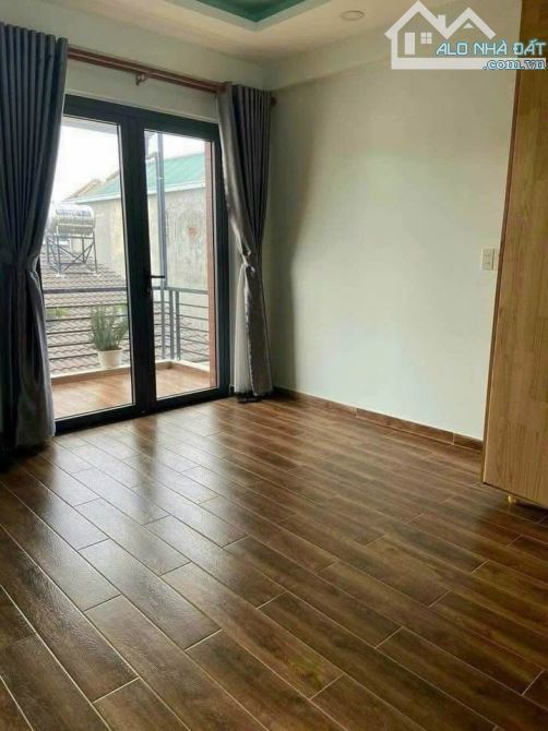 Bán Nhà Phố Phan Chu Trinh - Đà Lạt - Ô Tô 5m - Chỉ 5,3 Tỷ - 3