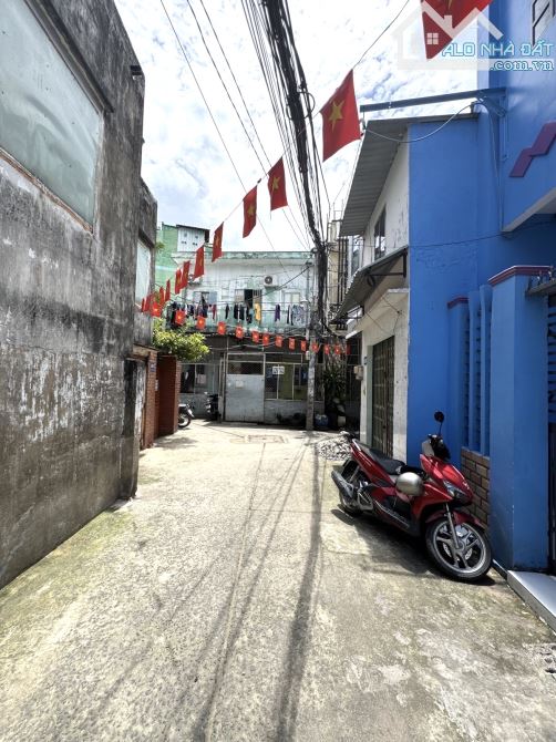 Bán nhà quận 6 - Hẻm xe hơi ngủ nhà - Ngang 4,6m nở hậu 5,9m - 5,5 tỷ - 3