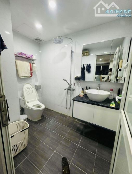 HIẾM! CĂN HỘ 100m2 CHUNG CƯ 187 NGUYỄN LƯƠNG BẰNG - 3