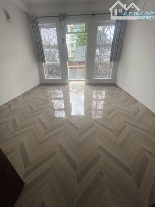 cho thuê nguên căn hẻm xe hơi nguyễn bặc, p.Tân Sơn Hòa, 4x10, 4 tầng, 16,5tr/tháng - 3