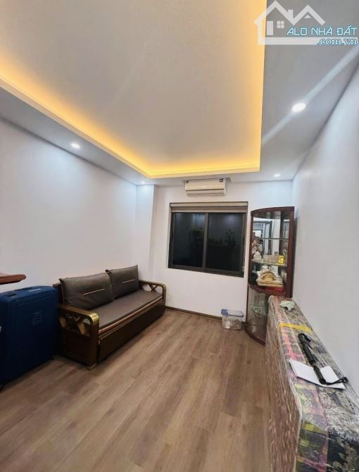 NHÀ MỚI MẶT NGÕ THỊNH QUANG- 2 THOÁNG -Ô TÔ TRÁNH - THANG MÁY - GIẾNG TRỜI THOÁNG - KD - 3