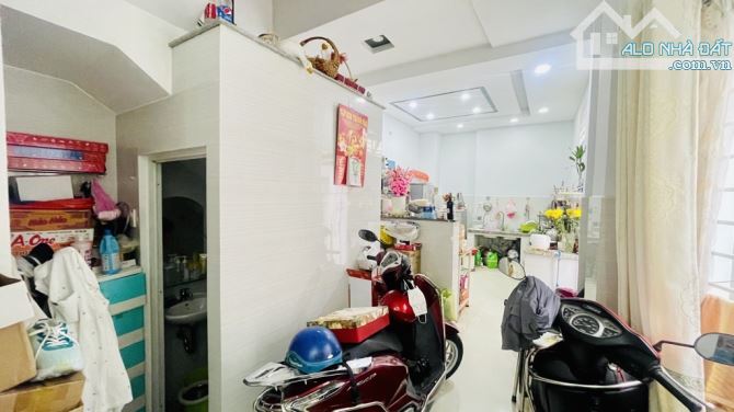 🌹HẺM OTO ĐỖ CỬA - TT PHÚ NHUẬN - LÔ GÓC (5,2 X 17) 4 LẦU -8,9 TỶ. - 3
