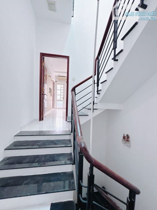 Nhà đẹp, 51m2, 4 tầng BTCT, hẻm 4m – KDBB  - Đoàn Văn Bơ – nhỉnh 5 tỉ. - 3