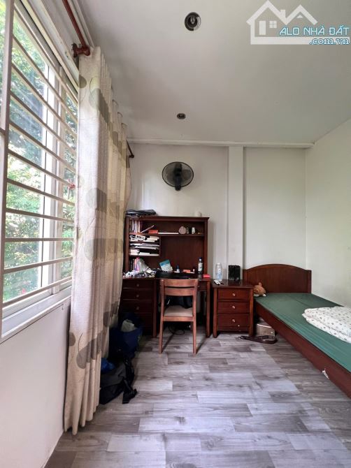 Bán nhà lô góc mặt phố Thái Phiên, Hai Bà Trưng tiện kinh doanh 5 tầng 30m2 giá 21 tỷ