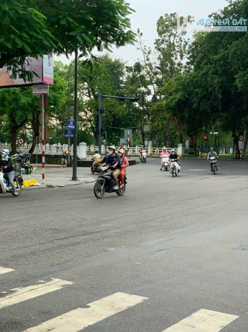 Bán Căn nhà 3 Tầng Măt tiền Trần Hưng Đạo, Phường Phú Xuân,Thành Phố Huế - 3