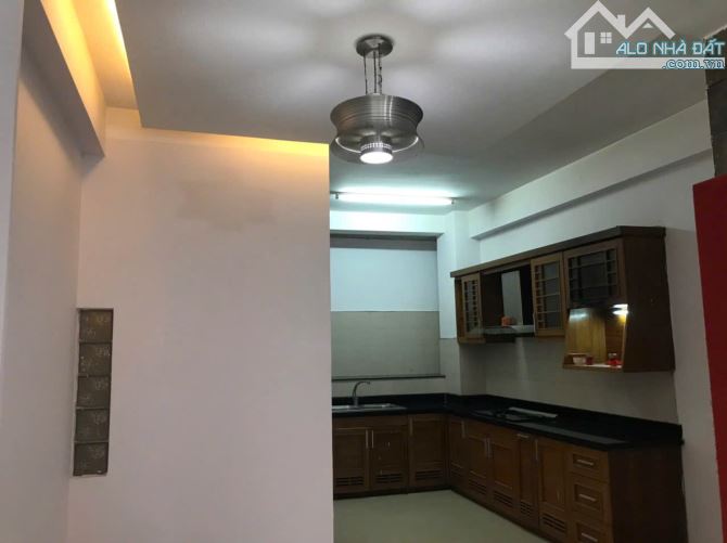 Cho thuê nhà Phan Văn Trị đối diện Emart, hẻm xe tải sau lưng căn MT. - 3