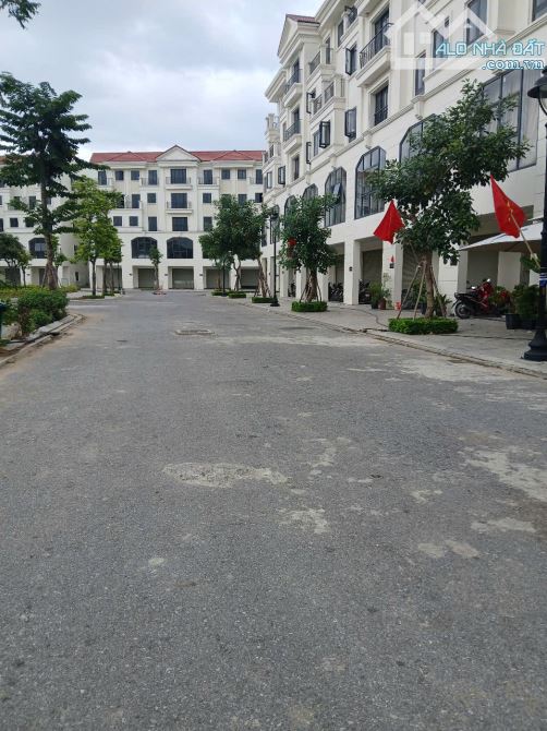 Bán căn liền kề Hinode Royal Park, 98m2, 4.5 tầng đường 17m2, vỉa hè rộng, văn phòng. - 3