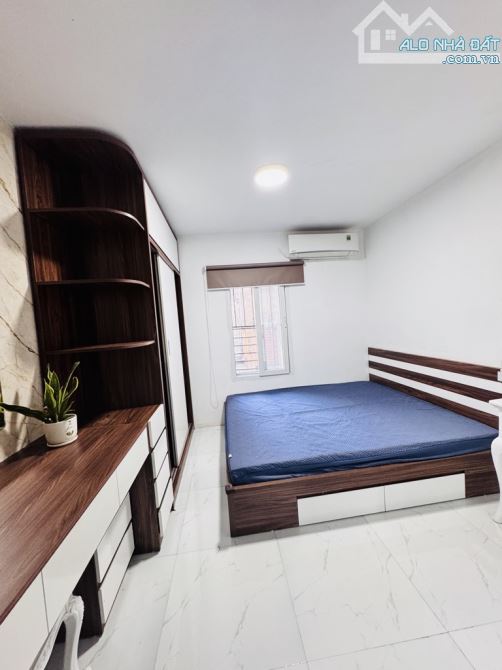 Siêu phẩm. Tập thể. 60m. 2pn2vs. 3,55 tỷ. Full nội thất. Ôtô đỗ tầng 1. Mai Dịch.Siêu Hiếm - 3