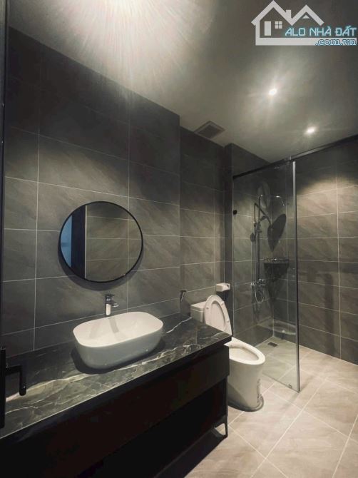 BÁN NHÀ MỚI ĐẸP 1T2L ĐƯỜNG PHAN CHU TRINH GẦN BIỂN - 126M2 ĐẦY ĐỦ CÔNG NĂNG HẺM Ô TÔ - 3