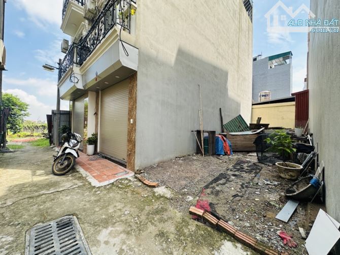 Chợ Thạch Bàn Cổ Linh.5,3tỷ. Mặt tiền 5,15m nở hậu - 3