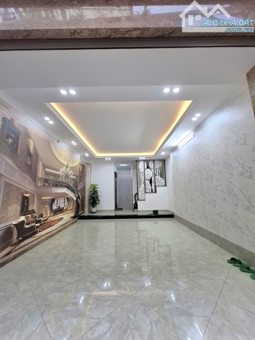 7 TẦNG THANG MÁY, TỌA LẠC TẠI VƯƠNG THỪA VŨ , THÔNG SÀN. PHÂN LÔ Ô TÔ KINH DOANH - 3
