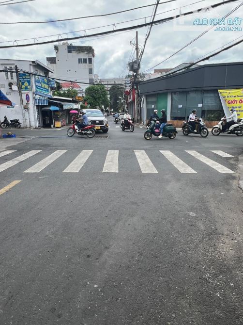 Nhà 2 mặt tiền đuờng lớn cạnh đại học Công Nghiệp P.1 Gò Vấp 5ti150 - 3