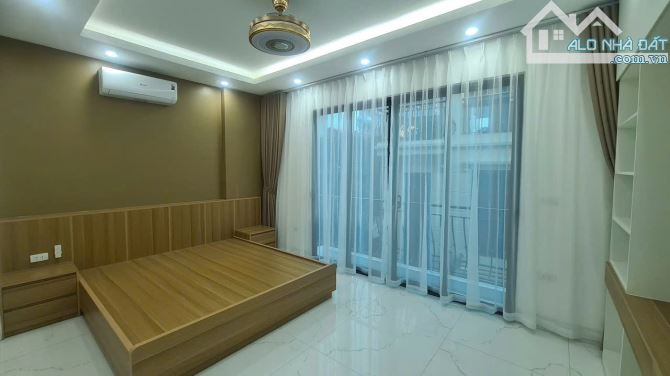 Nhà 5T*35m2 thiết kế cực đẹp, ngõ nông rộng ô tô vào tận cửa gần đại học. Giá 3ty05 - 3