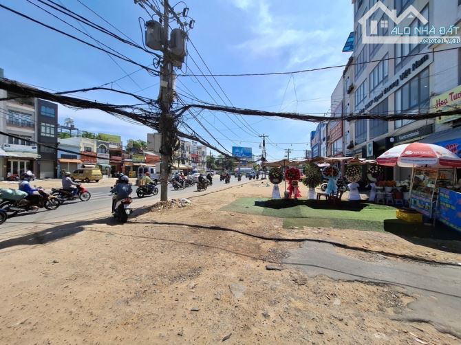 🏡Bán nhà MT Nguyễn Bá Tòng - 61m2 - 4 Tầng , có kết cấu - MT đường 8m , An Ninh 🏡 - 3