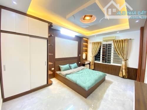 Bán nhà phố Thanh Lân 31m 5 tầng, full nội thất, ô tô tải đỗ cổng, giá 5,2 tỷ - 3