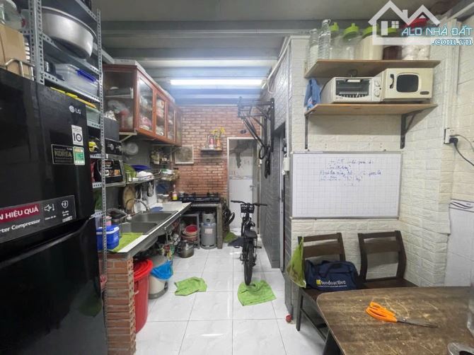 HẺM Ô TÔ - NGAY BÙI HỮU NGHĨA - 33M2 - NHỈNH 4 TỶ - 3