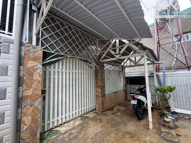CẦN BÁN NHÀ HẺM 22 LƯƠNG THẾ VINH BÊN HÔNG ECOPARK GIÁ SIÊU RẺ CHỈ 990TRIỆU - 3