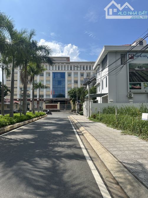 Đất Bán: DT 54m² giá 5 Tỷ, Đường 672, (Sát, XL Hà Nội) (ngang 6,5m – cực hiếm) - 2