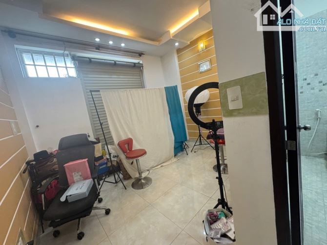 BÁN NHÀ MẶT TIỀN - DÂN CHỦ - TÂN THÀNH - TÂN PHÚ- 63M2 -4TẦNG - 11tỷ…TL - 3
