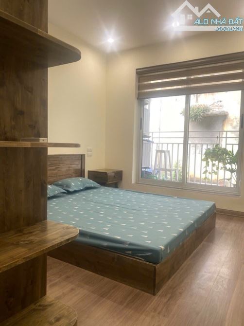 Bán tập thể lô góc Tầng 3 phố Hoàng Ngọc Phách, sổ 40m2 sử dụng 100m2 - 3