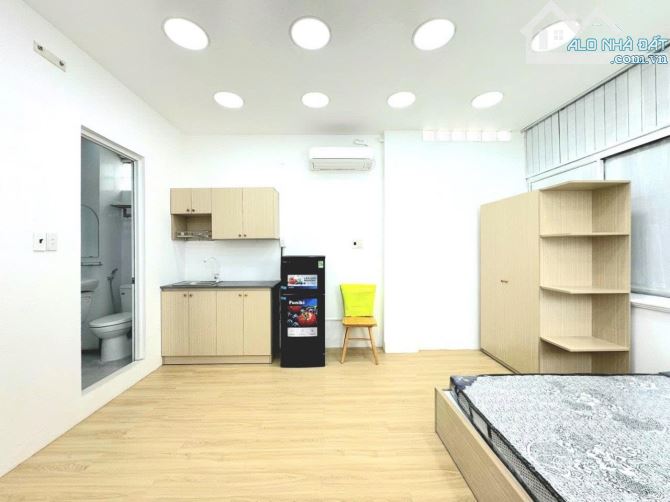 Cho thuê căn hộ Q1, Đường Thủ Khoa Huân, gần ĐH Văn Lang, Công Viên Tao Đàn, CV 23/9 - 3