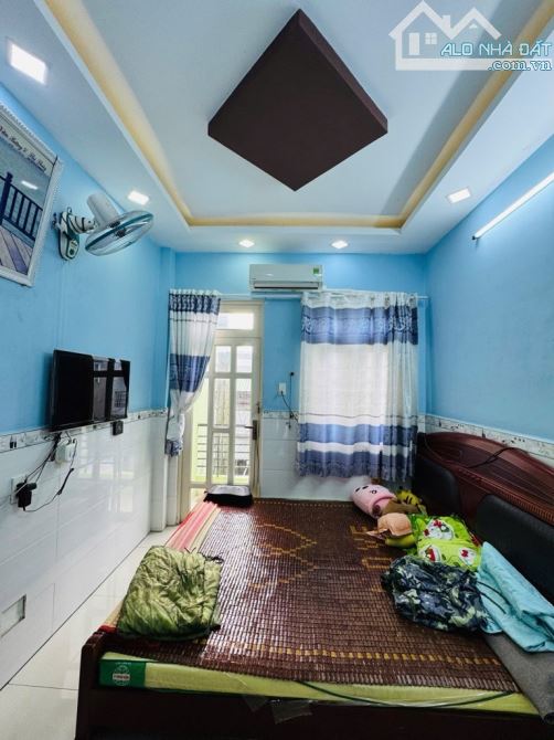 Bán nhà 4 tầng đẹp 24m² (3x8), hẻm xe tải Lê Đình Cẩn, gần Khu Tên Lửa, chỉ hơn 3 tỷ - 3